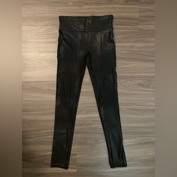 SPANX High Waist Black Leggings with Red Tag size L - Picture 3 of 4